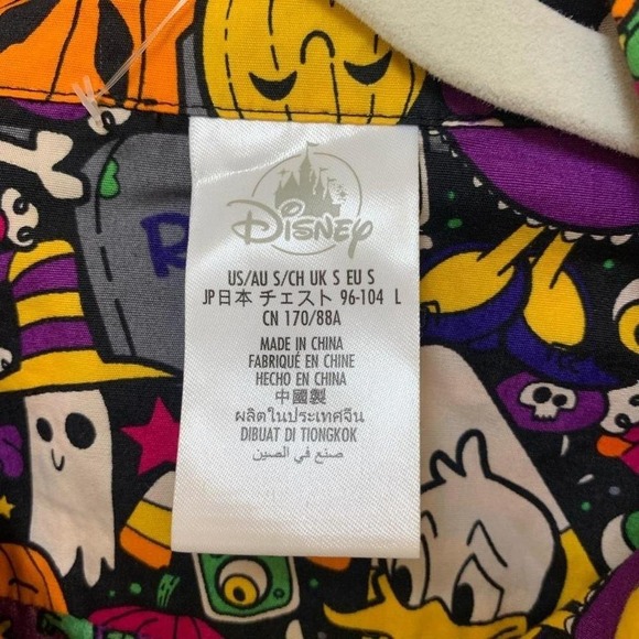 Disney button down shirt - Picture 3 of 6